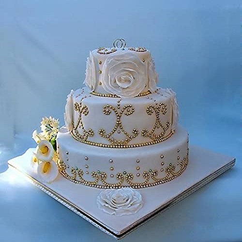 Golden Sprinkles Balls For Cake Decoration - Image 4