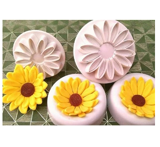 Sunflower Cake Cutter set of 3